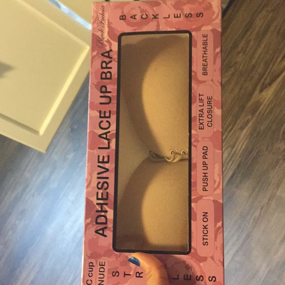 Adhesive Bra
